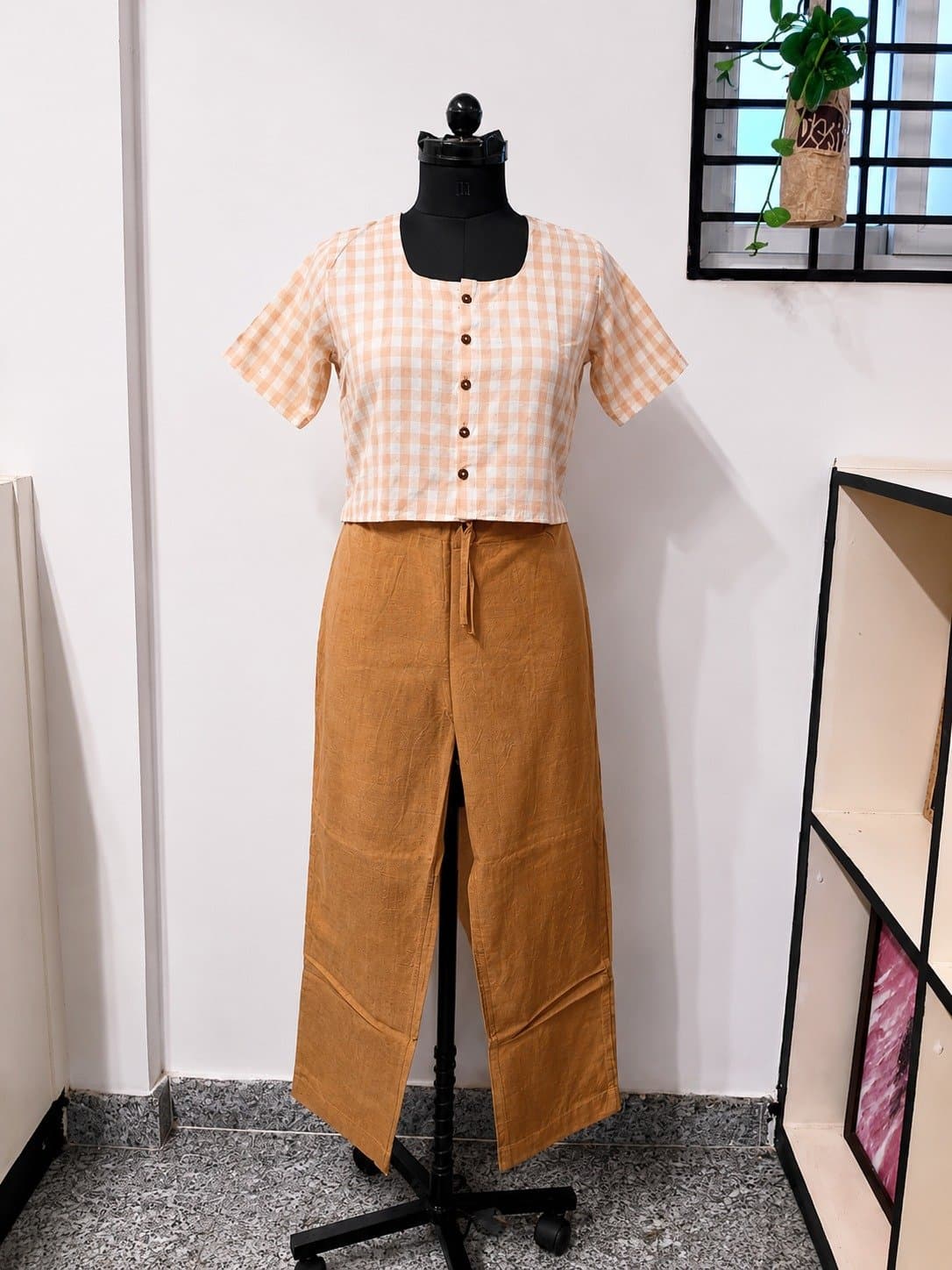 Straight-cut Pant - Arecanut ( Dark Brown)