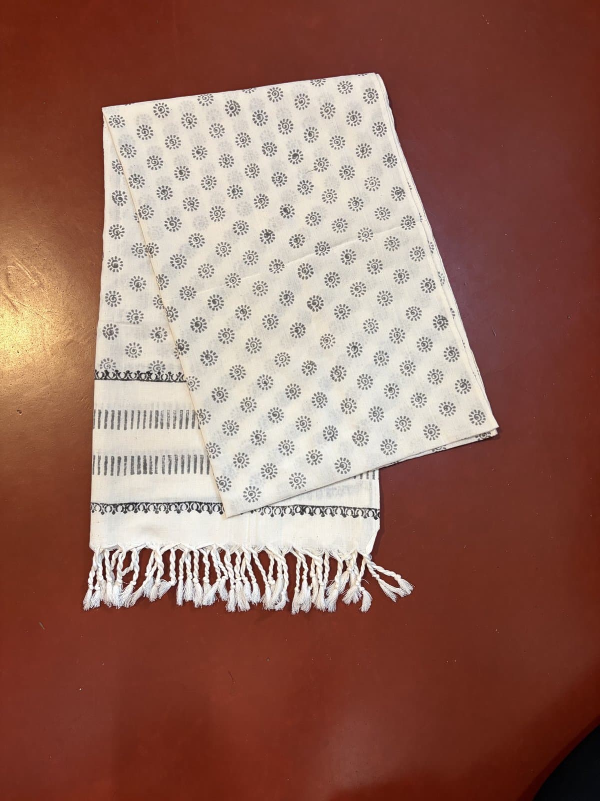 Printed Stole - Print on off white 3